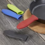 70305_Lodge_Kitchen_Gear_Silicone_Hot_Handle_Holder___Black_3