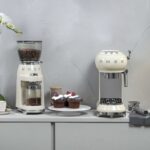 259198-4_coffee-grinder-cgf01creu--creme--smeg