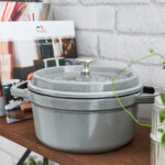 pdp-masonry-module-staub-cocotte-gray-outer-content-1-750x750