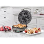 CuisinartWaffleraAntiadherentedeCuatroRebanadas_WAF-200P1