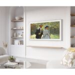 latin-the-frame-qn55ls03dapxpa-el-marco-colgado-en-una-pared--542555616