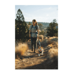 correa-para-perro-ruffwear-front-range-flex-lifestyle-scaled